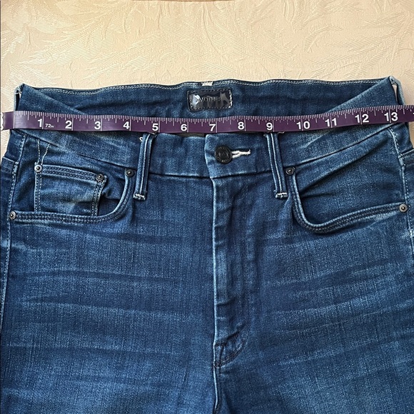 Mother Stretchy Skinny Jeans (Size: 26) - Picture 4 of 12